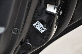 2013款江淮瑞鹰手动两驱型