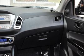 2013款江淮瑞鹰手动两驱型