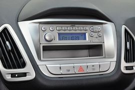 2013款江淮瑞鹰手动两驱型