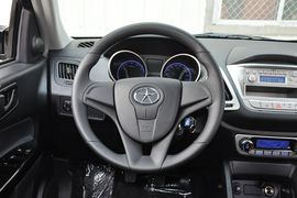 2013款江淮瑞鹰手动两驱型