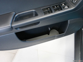 2008款翼豪陆神内饰