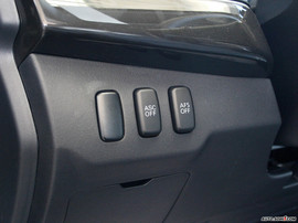 2008款翼豪陆神内饰