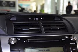 2013款丰田凯美瑞2.5G舒适版
