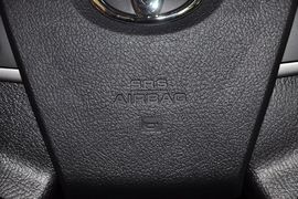 2013款丰田凯美瑞2.5G舒适版