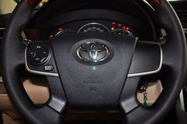 2013款丰田凯美瑞2.5G舒适版