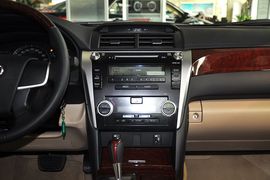 2013款丰田凯美瑞2.5G舒适版