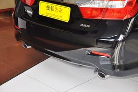 2013款丰田凯美瑞2.5G舒适版