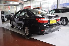 2013款丰田凯美瑞2.5G舒适版