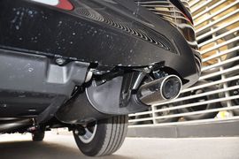 2013款丰田凯美瑞2.0E精英版