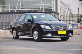 2013款丰田凯美瑞2.0E精英版