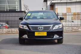 2013款丰田凯美瑞2.0E精英版