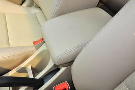 2013款别克凯越1.5L手动经典型