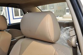 2013款别克凯越1.5L手动经典型