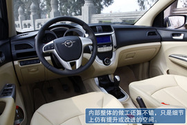 2013款海马M3试驾