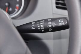 2013款长安铃木雨燕1.5L自动标准型