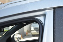 2013款江淮瑞风S5