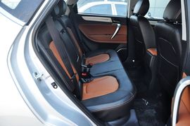 2013款江淮瑞风S5