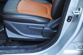 2013款江淮瑞风S5