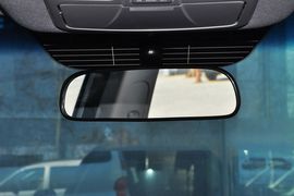 2013款江淮瑞风S5