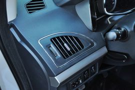 2013款江淮瑞风S5