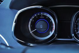 2013款江淮瑞风S5