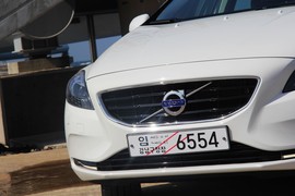 2013款全新沃尔沃V40