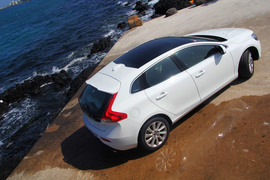 2013款全新沃尔沃V40