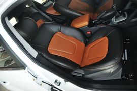 2013款江淮瑞风S5