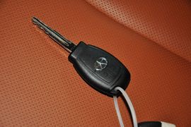 2013款江淮瑞风S5