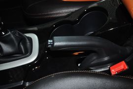 2013款江淮瑞风S5