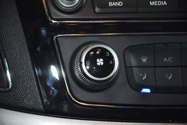 2013款江淮瑞风S5