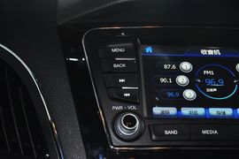 2013款江淮瑞风S5