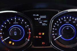 2013款江淮瑞风S5