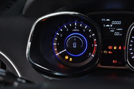 2013款江淮瑞风S5