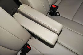 2012款江淮瑞风M5