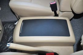 2012款江淮瑞风M5
