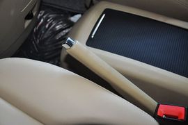 2012款江淮瑞风M5
