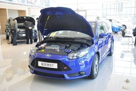 2013款福特福克斯ST