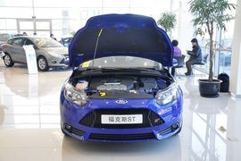 2013款福特福克斯ST