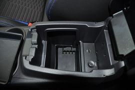 2013款福特福克斯ST