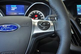 2013款福特福克斯ST