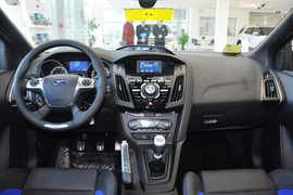 2013款福特福克斯ST