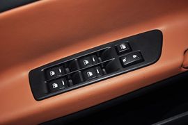 2013款纳智捷大7SUV锋芒进化版2.2T四驱旗舰型
