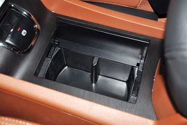 2013款纳智捷大7SUV锋芒进化版2.2T四驱旗舰型