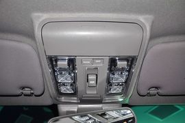 2013款纳智捷大7SUV锋芒进化版2.2T四驱旗舰型