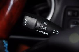 2013款纳智捷大7SUV锋芒进化版2.2T四驱旗舰型