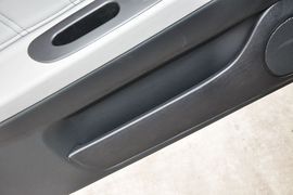 2012款东南V3菱悦1.5L手动旗舰风采版