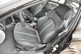 2012款东南V3菱悦1.5L手动旗舰风采版