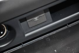 2012款东南V3菱悦1.5L手动旗舰风采版