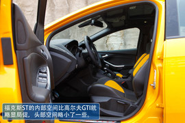 2013款福特福克斯ST试驾实拍